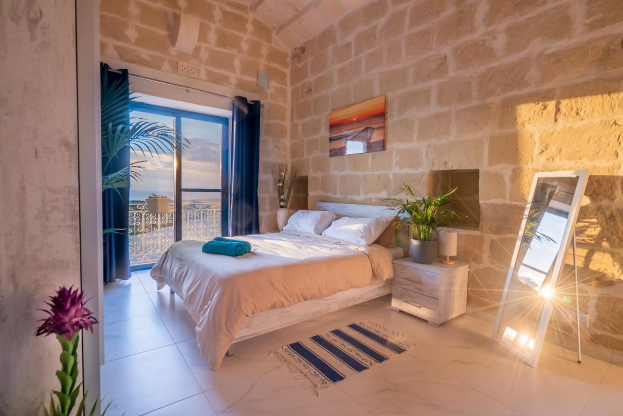 Bed and Breakfast Fiftyfour West Boutique Living Għarb Exteriér fotografie