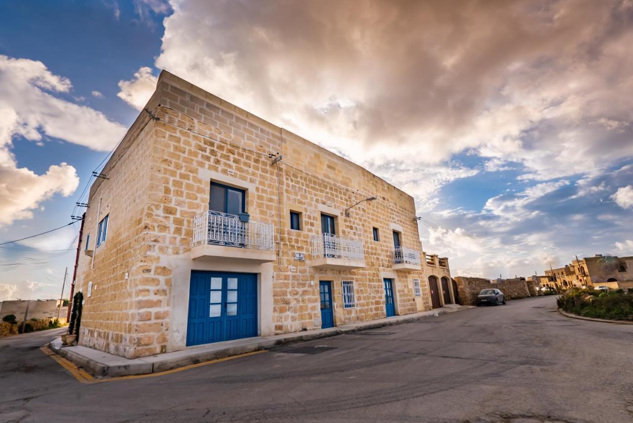Bed and Breakfast Fiftyfour West Boutique Living Għarb Exteriér fotografie