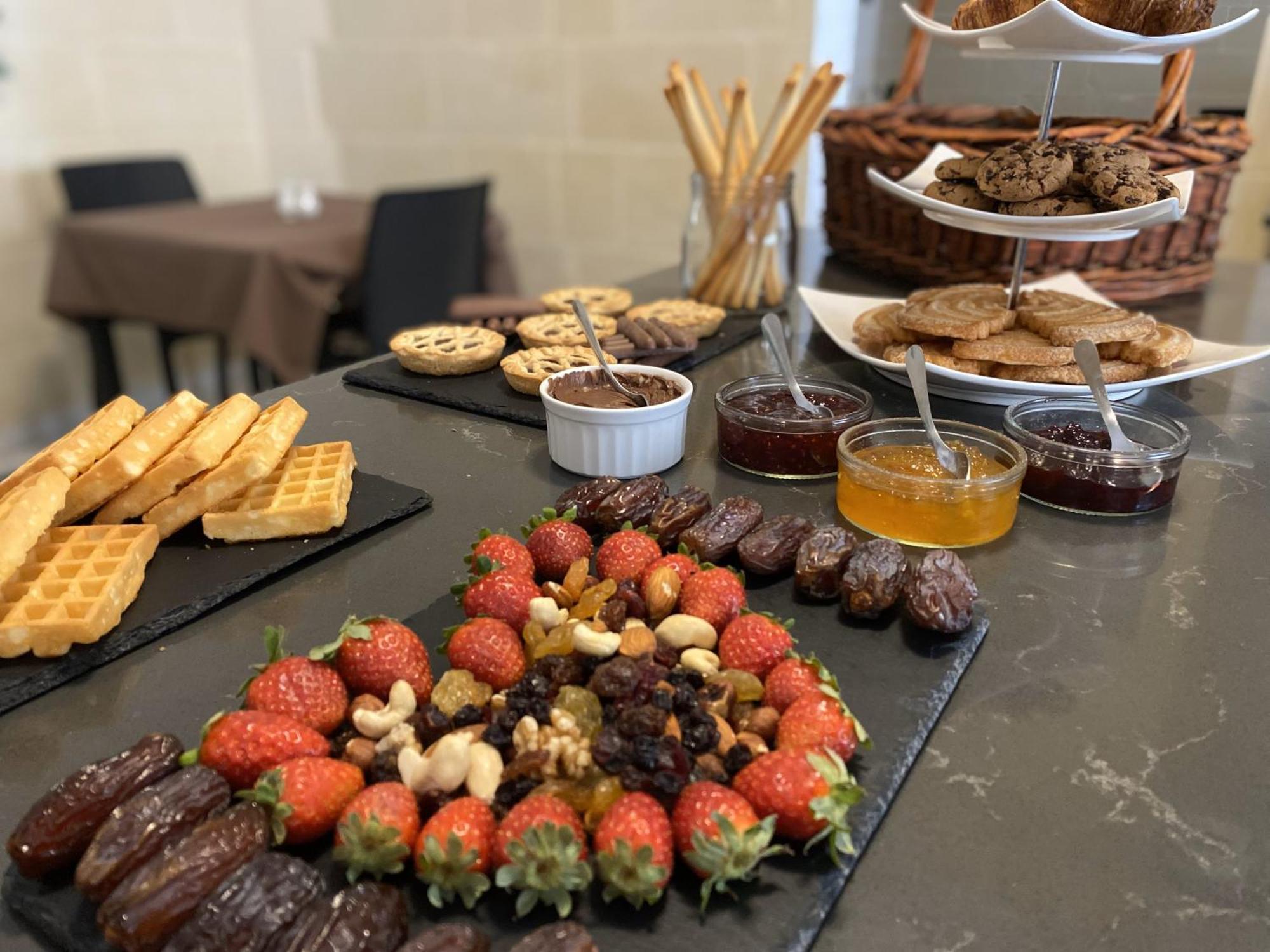 Bed and Breakfast Fiftyfour West Boutique Living Għarb Exteriér fotografie