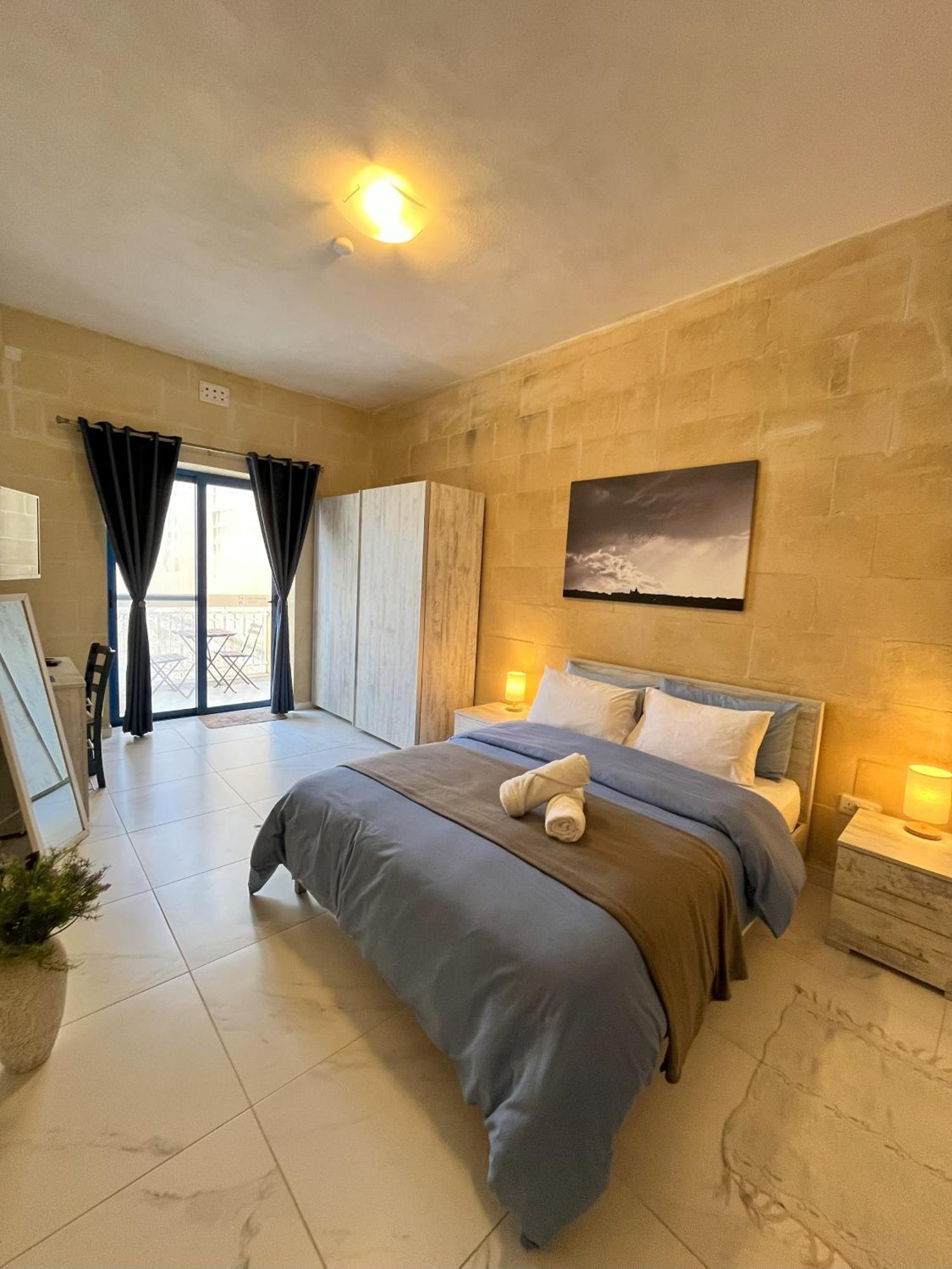 Bed and Breakfast Fiftyfour West Boutique Living Għarb Exteriér fotografie