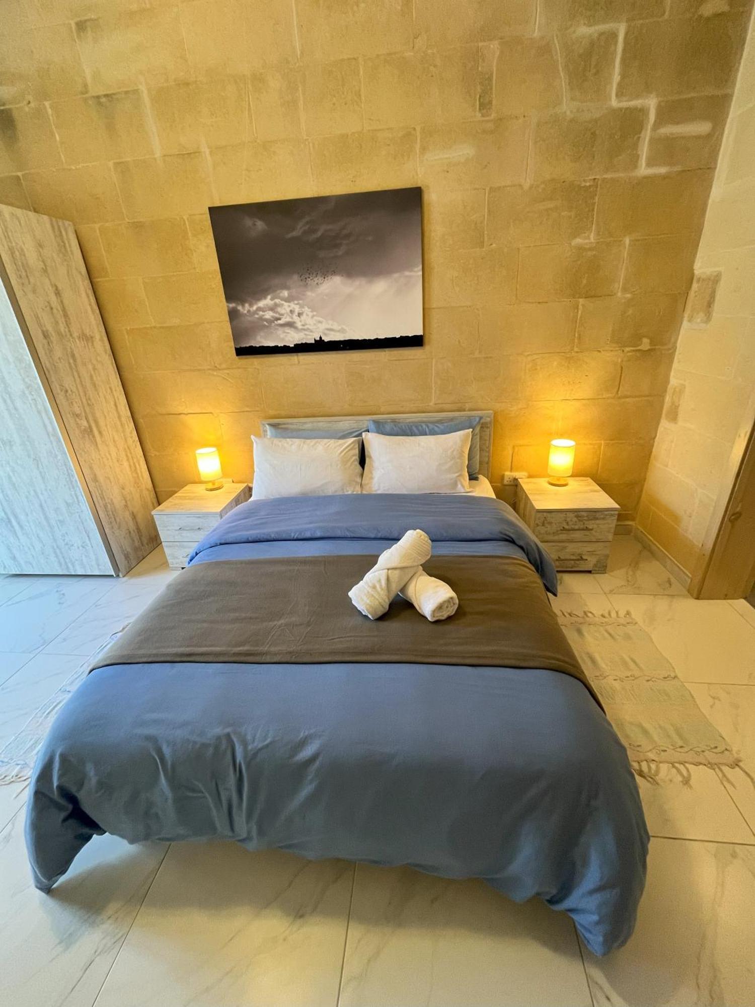 Bed and Breakfast Fiftyfour West Boutique Living Għarb Exteriér fotografie