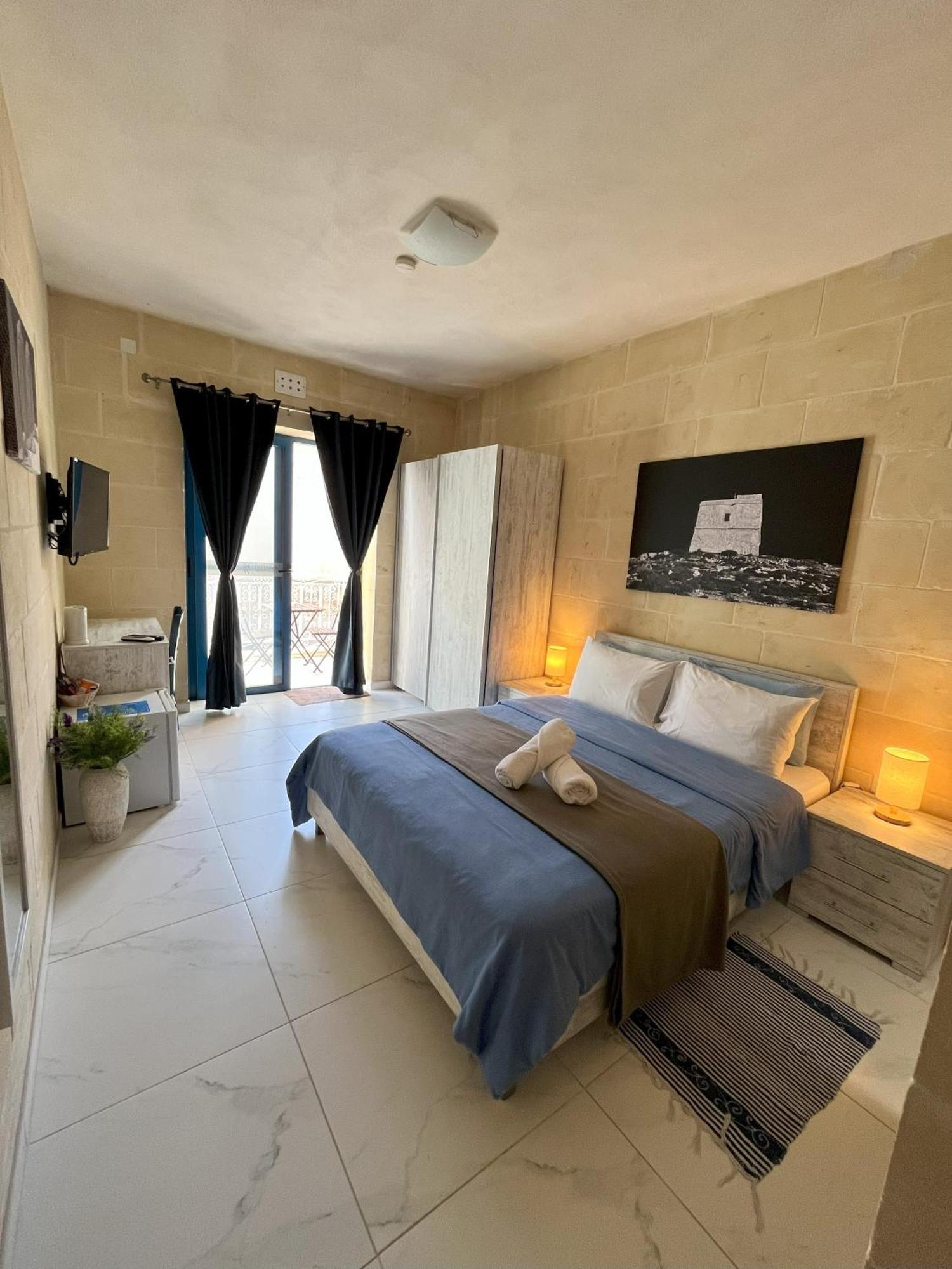 Bed and Breakfast Fiftyfour West Boutique Living Għarb Exteriér fotografie